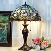 tiffany lamp